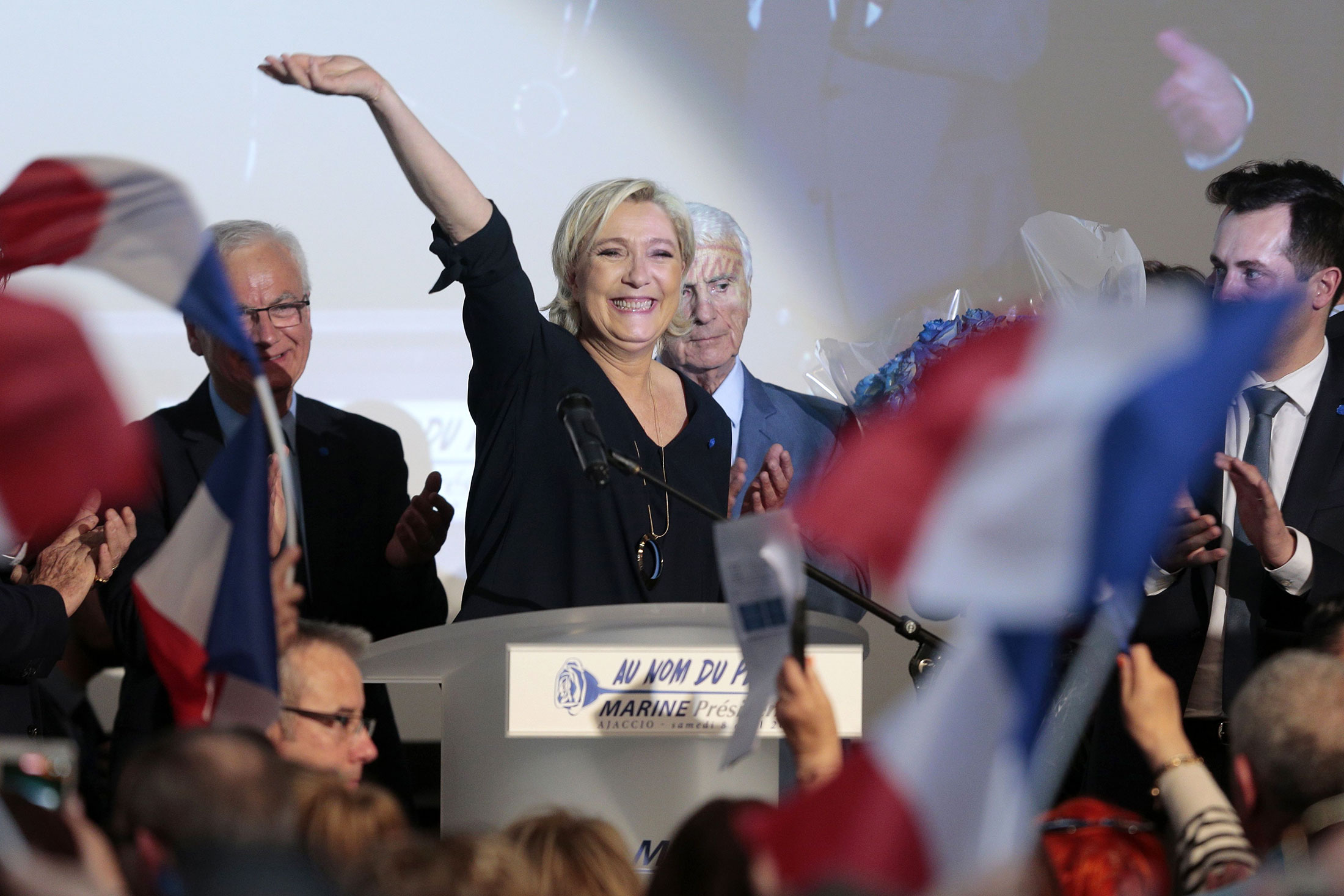 Extreme Views on Race Still Cling to French Candidate Marine Le Pen -  Bloomberg