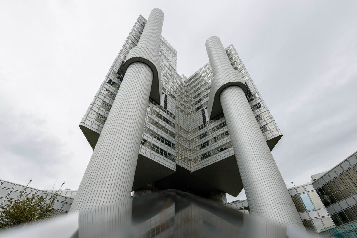 Commerzbank Edging Toward Merger With UniCredit’s HVB, RBC Says