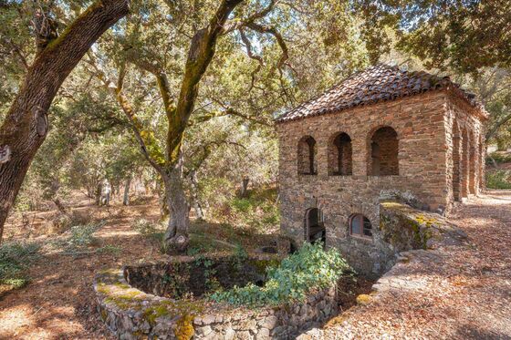 A Century-Old Silicon Valley Estate Is On Sale for $135 Million