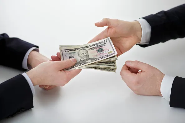Which would you rather have: Cash or a promise?
