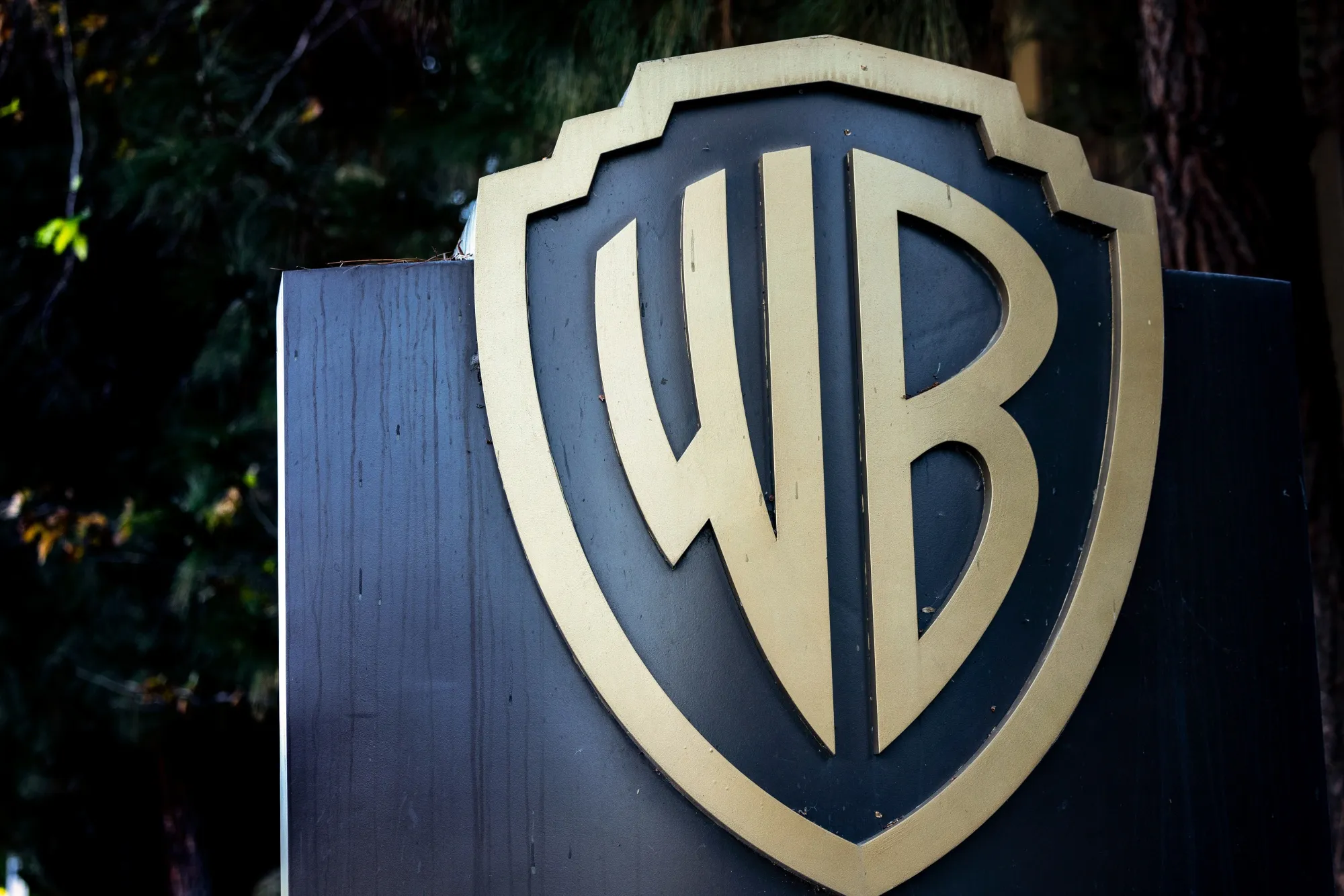 Warner Bros. Is Said To Ask Bidders To Submit Sweetened Offers
