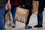 Post-Christmas Retail as Spain's Recovery May Be Delayed