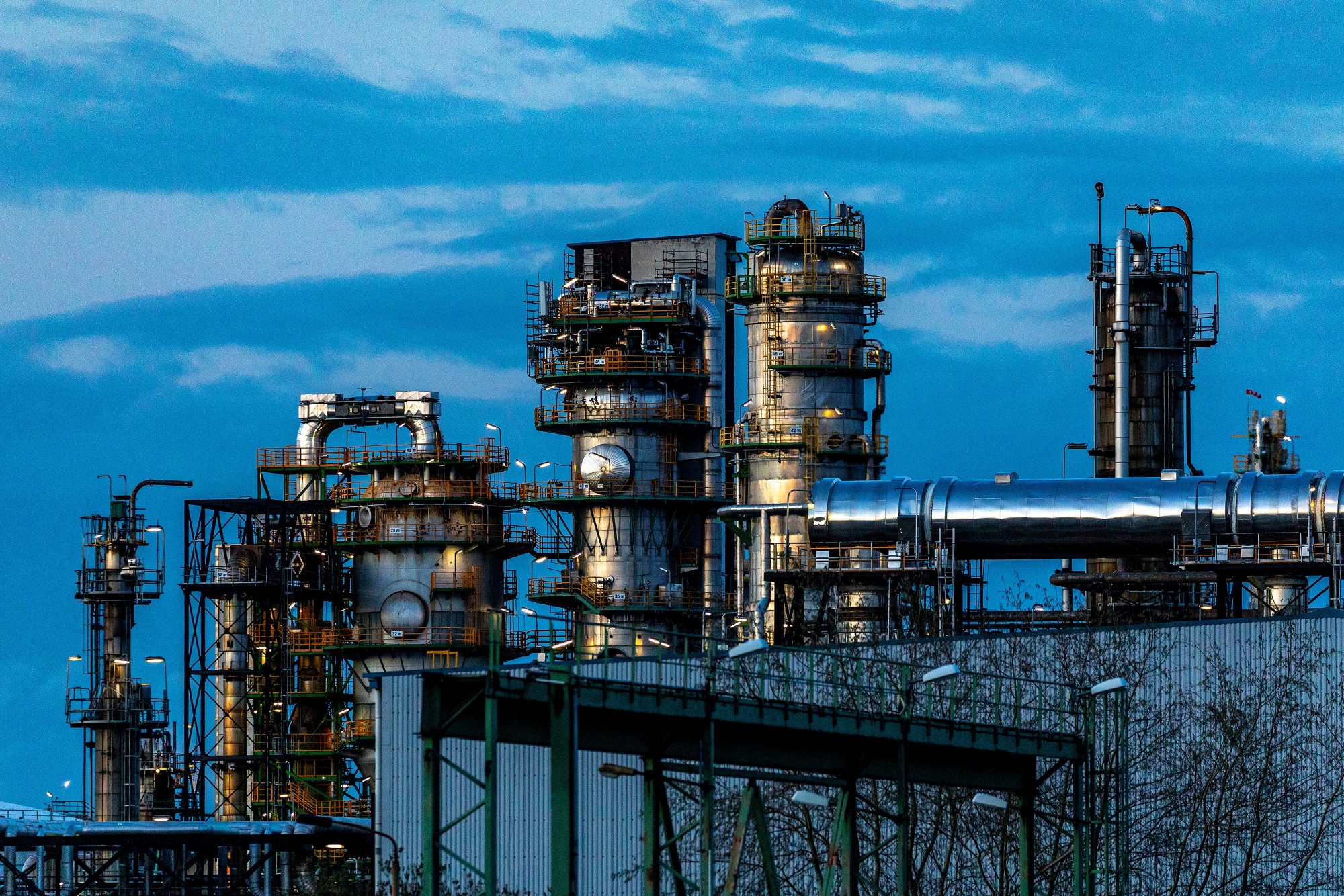 The Rosneft units have shares in three refineries in Germany.