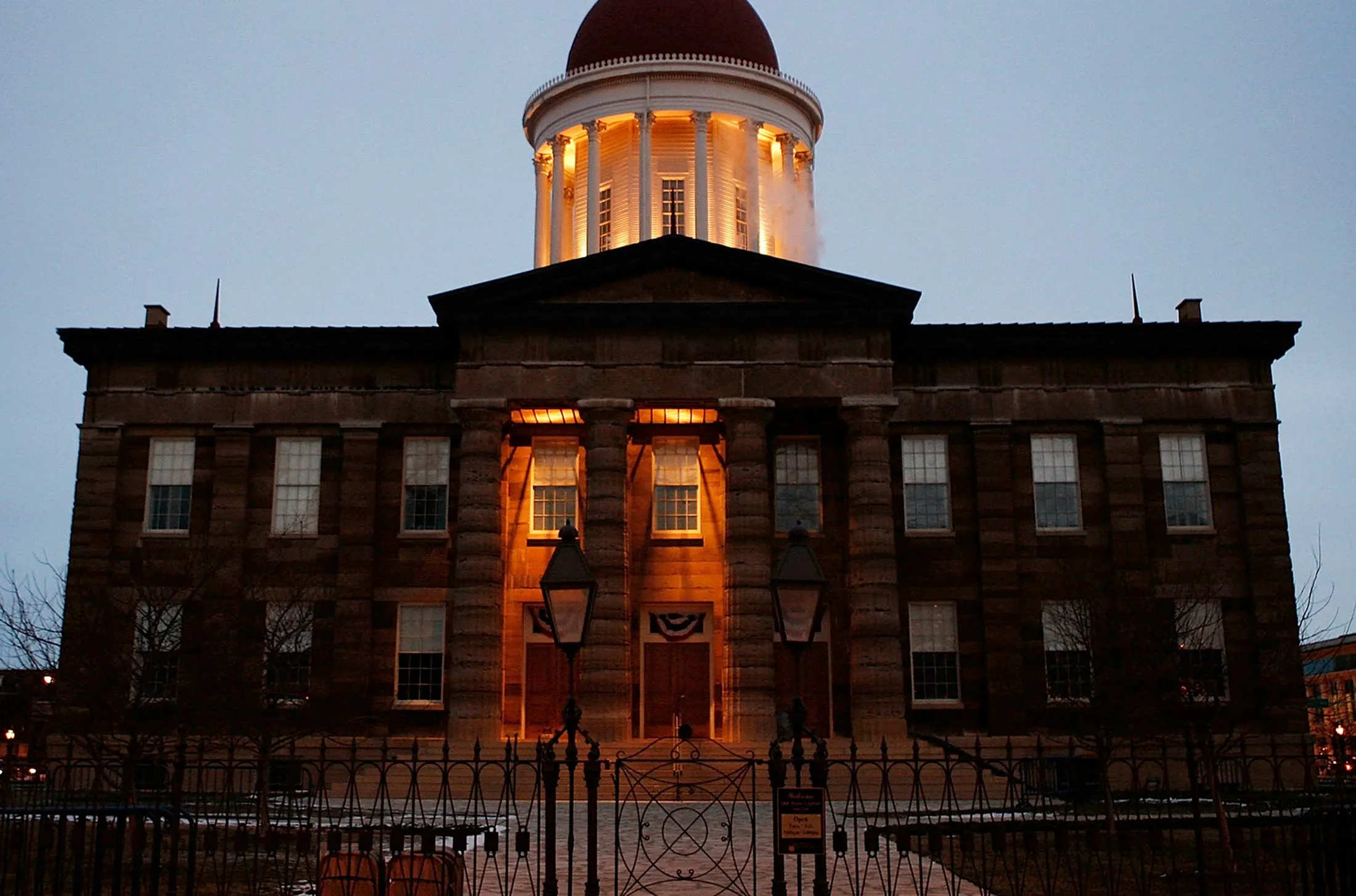 Illinois State Capitol
