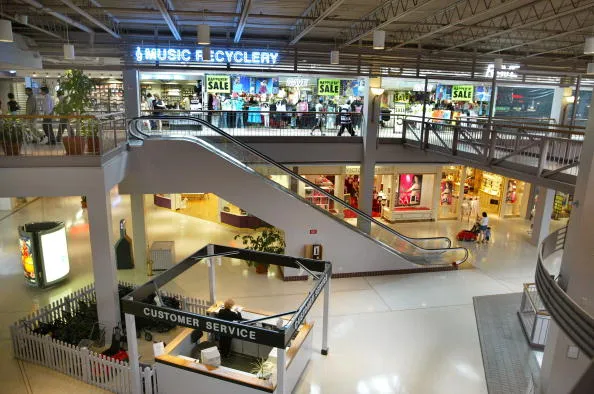 Desert or shopping mall?&nbsp;