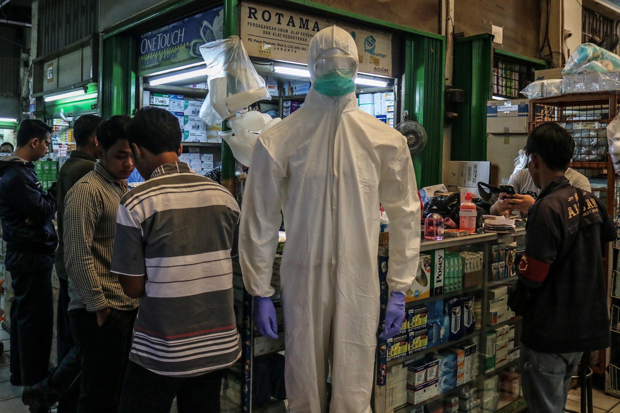 Indonesia Bans Sanitizer, Face Mask Exports To Tackle Shortage - Bloomberg