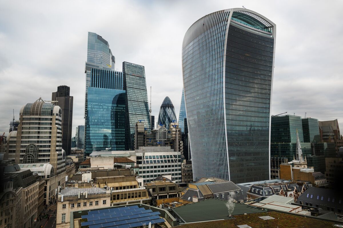 
                            City of London’s Loyalty to Labour Pays Off in Low-Growth Budget