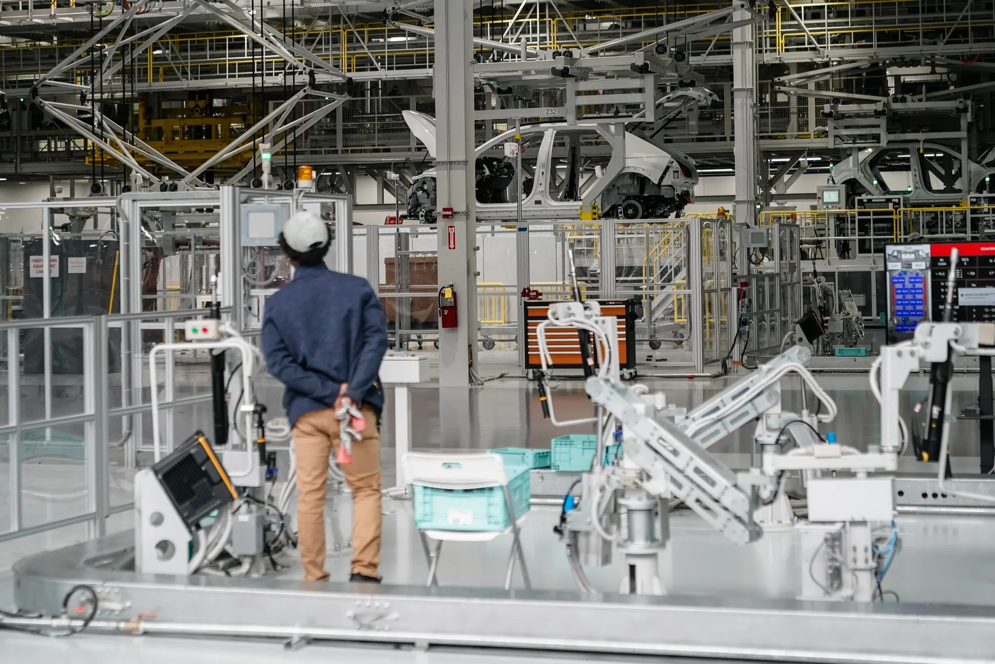 January factory production was fueled not only by firm output of computers and electronic products, but also by machinery, metals and motor vehicles.&nbsp;