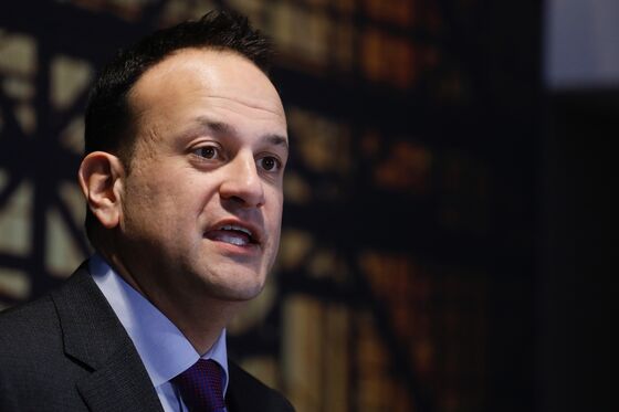 Varadkar's Government Suffers Blow as Brexit Crunch Looms