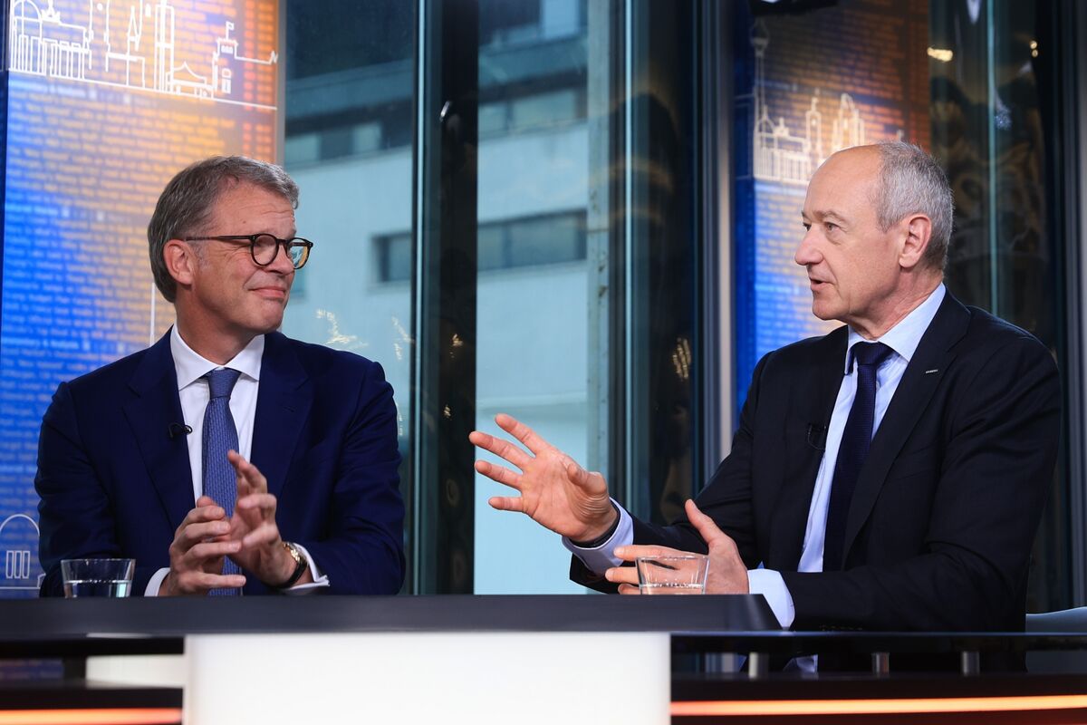 German Firms Launch €100 Billion Investment Push to Revive Economy