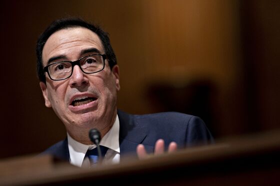 Mnuchin Spurns Investors’ Calls to Coordinate More With Fed