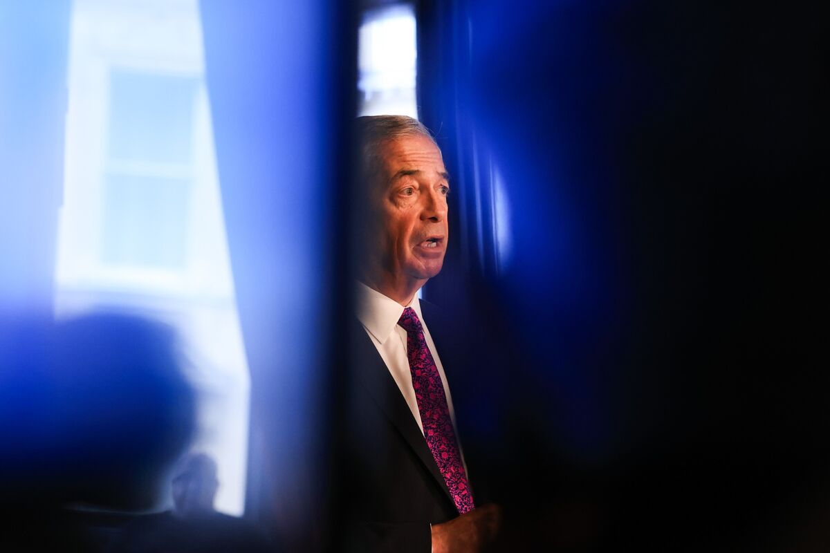 Farage Says UK Falling Behind on Crypto, Needs Rules Soon