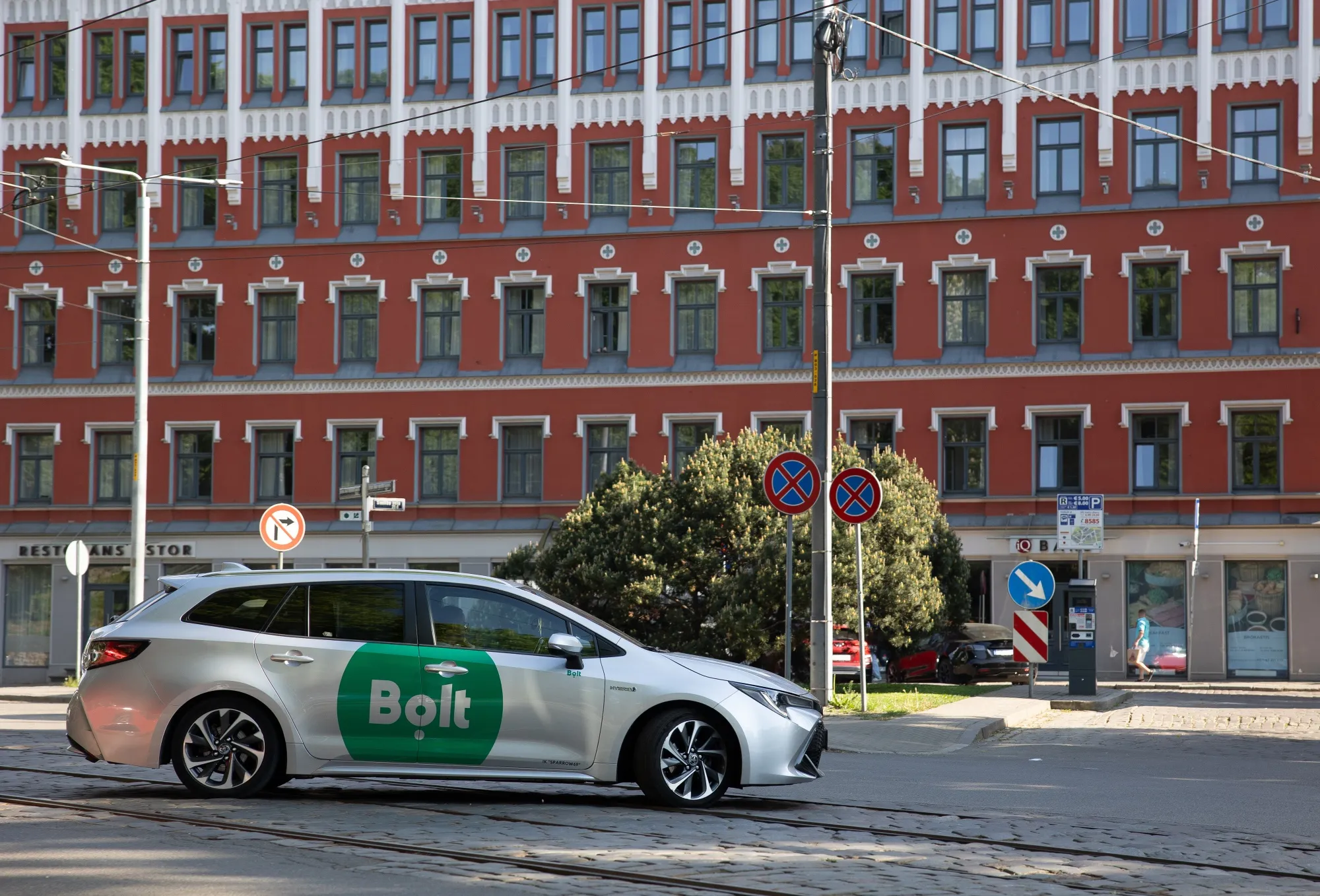 Uber Rival Bolt Is Said to Line Up Adviser for Potential IPO - Bloomberg