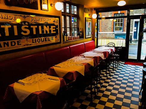 Inside Casse-Croute in Bermondsey.