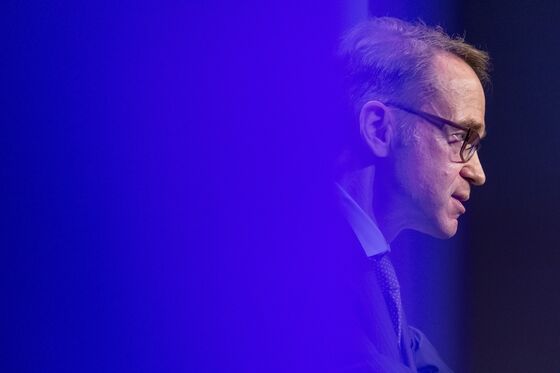 ECB Shouldn't Wait Too Long to Normalize Policy, Weidmann Says