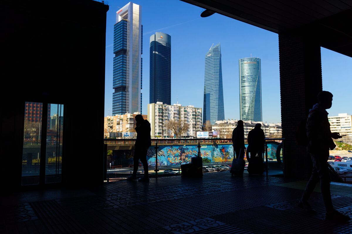 Spains Job Market Turns Around How To Profit From The Stock Market Rally - 3eb90y9