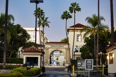 Hollywood Union Authorizes Strike Seeking Shorter Hours
