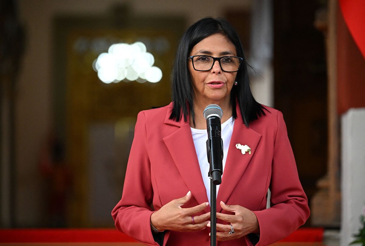 Venezuelan Leader in The Hague for Land Dispute Against Guyana