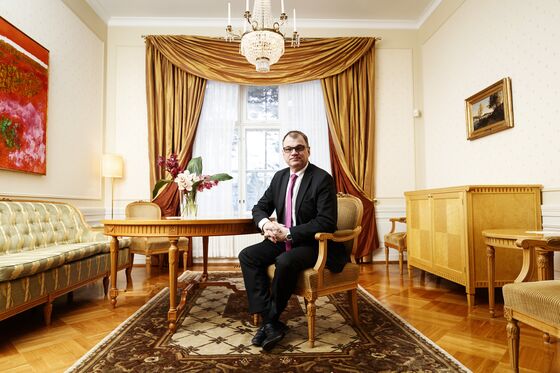 Finnish Premier Throws Curve Ball to Limit Election Slump