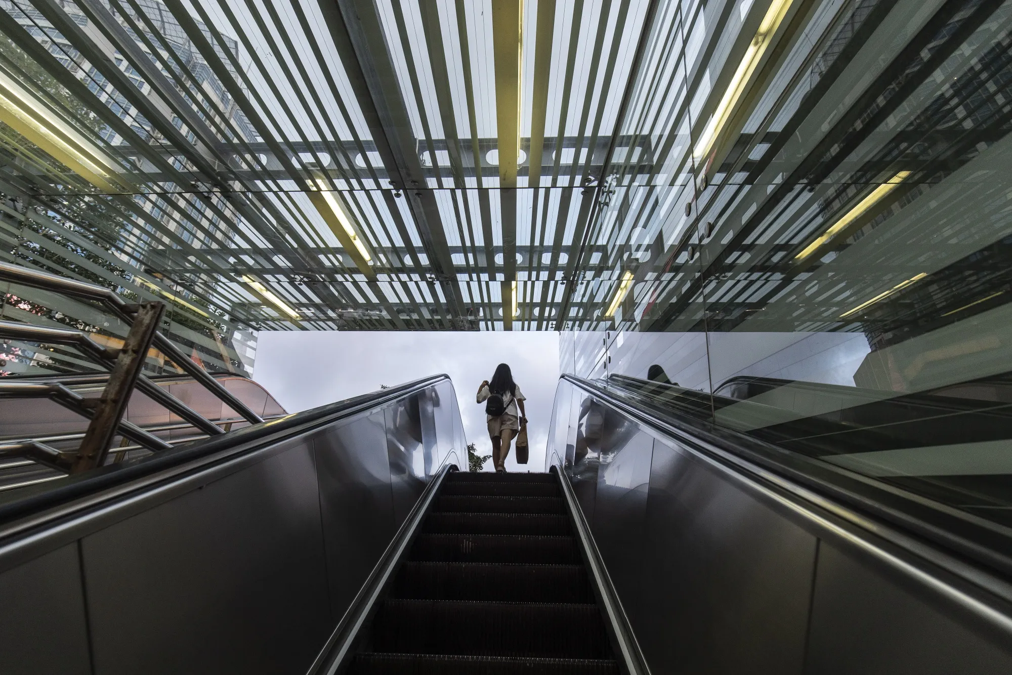 Downtown Shanghai as China’s Banks Keep Rates Flat, Confirming Policy Stability