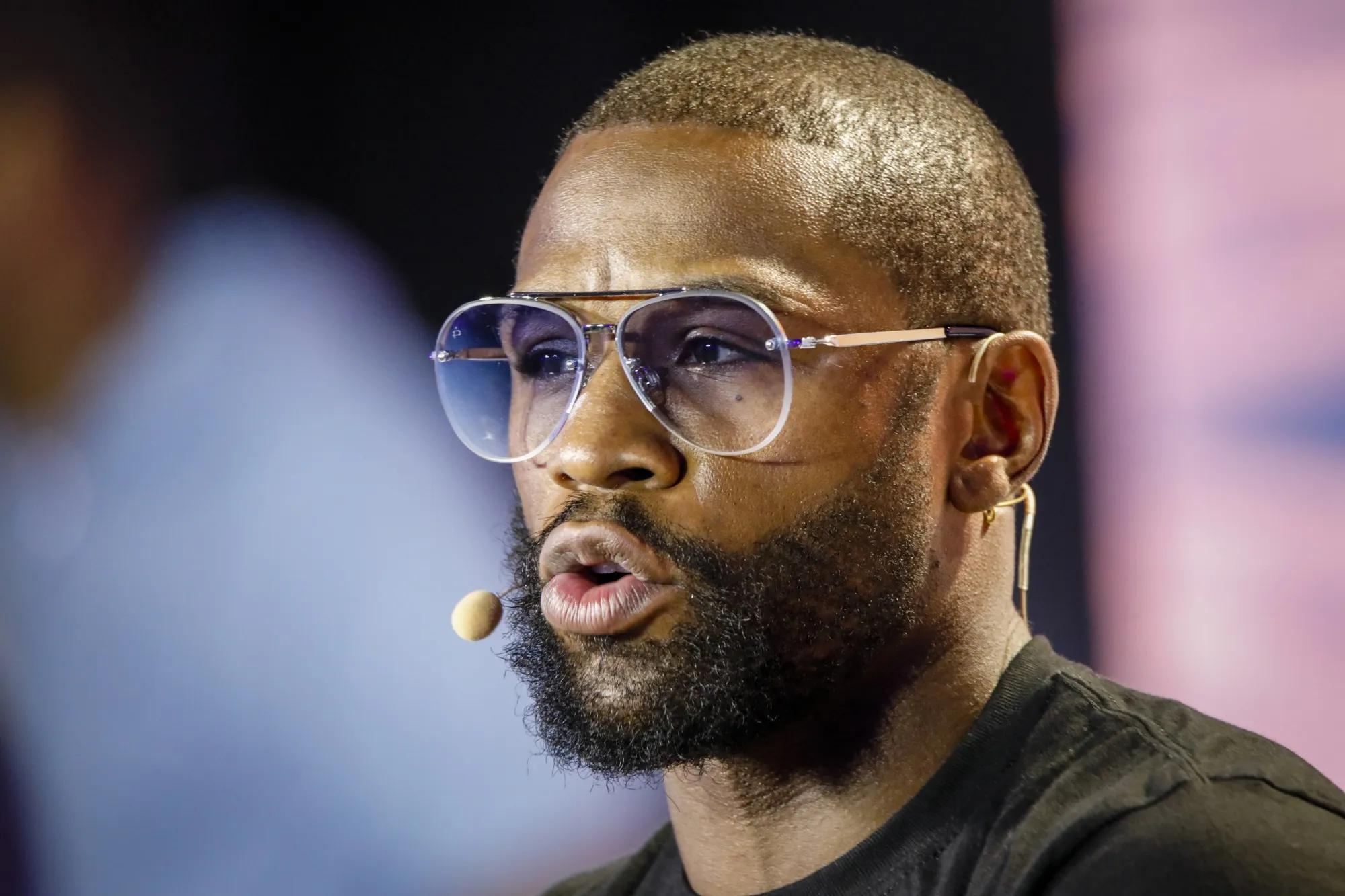 ボクシング元王者メイウェザー氏、ＮＹ集合住宅購入へ－総額600億円 - Bloomberg