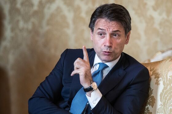 Conte Says He'll Quit If Populists Don't Cease Their Sniping