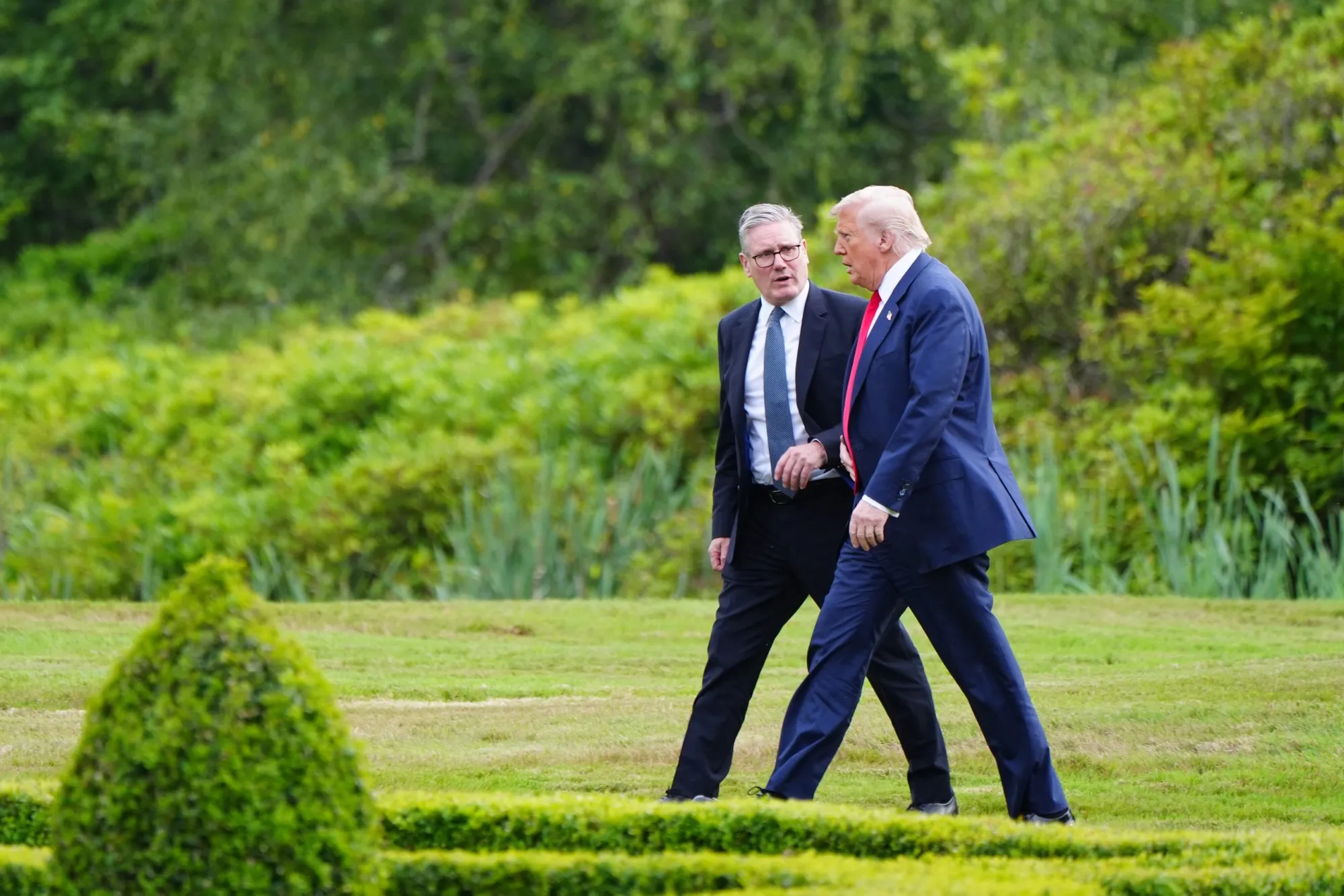 Donald Trump and Keir Starmer&nbsp;in Balmedie, Scotland, on July 28.
