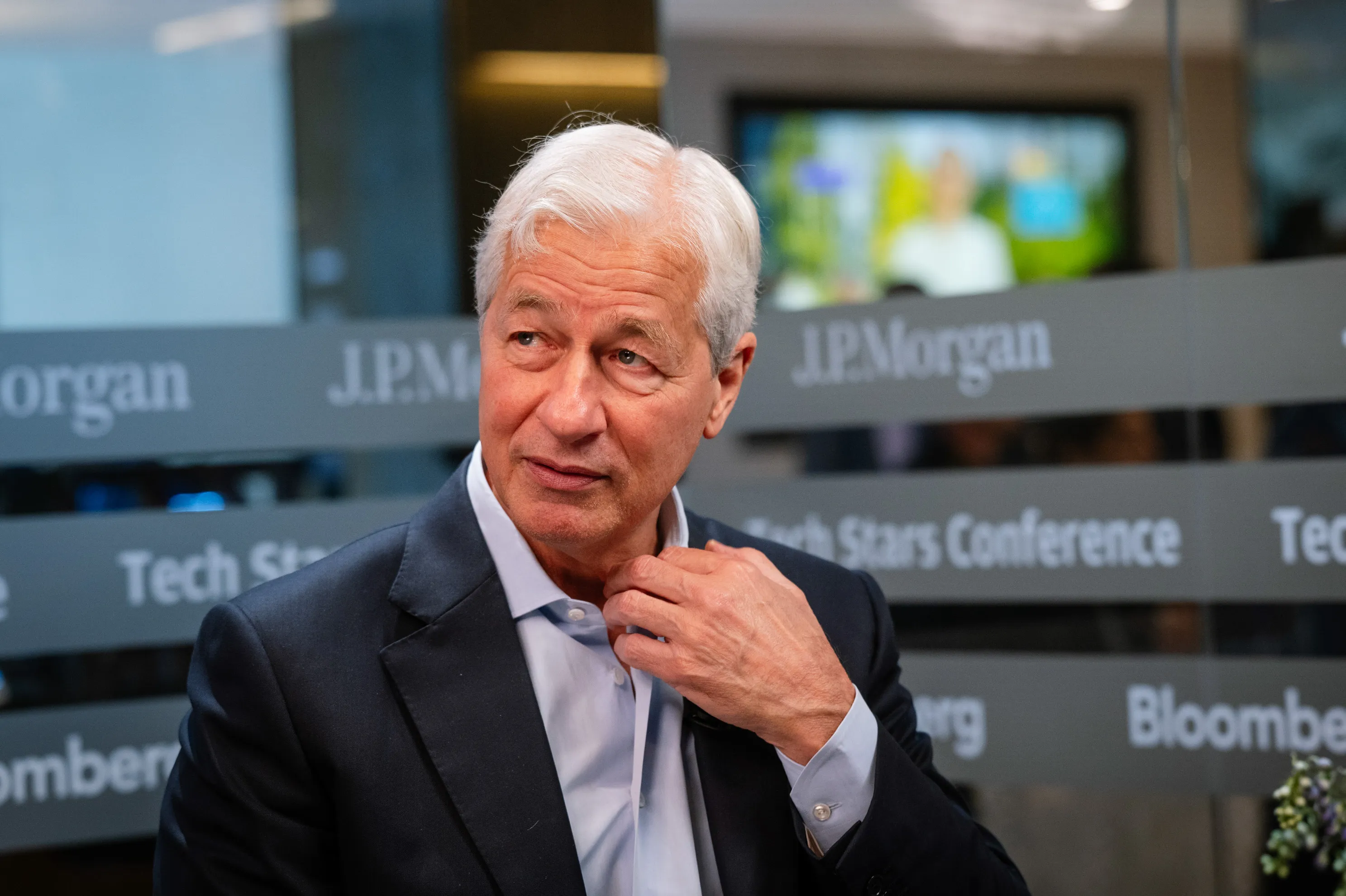 JPMorgan akzeptiert Bitcoin und Ethereum als Sicherheiten - wie Gold und  Aktien - Bloomberg