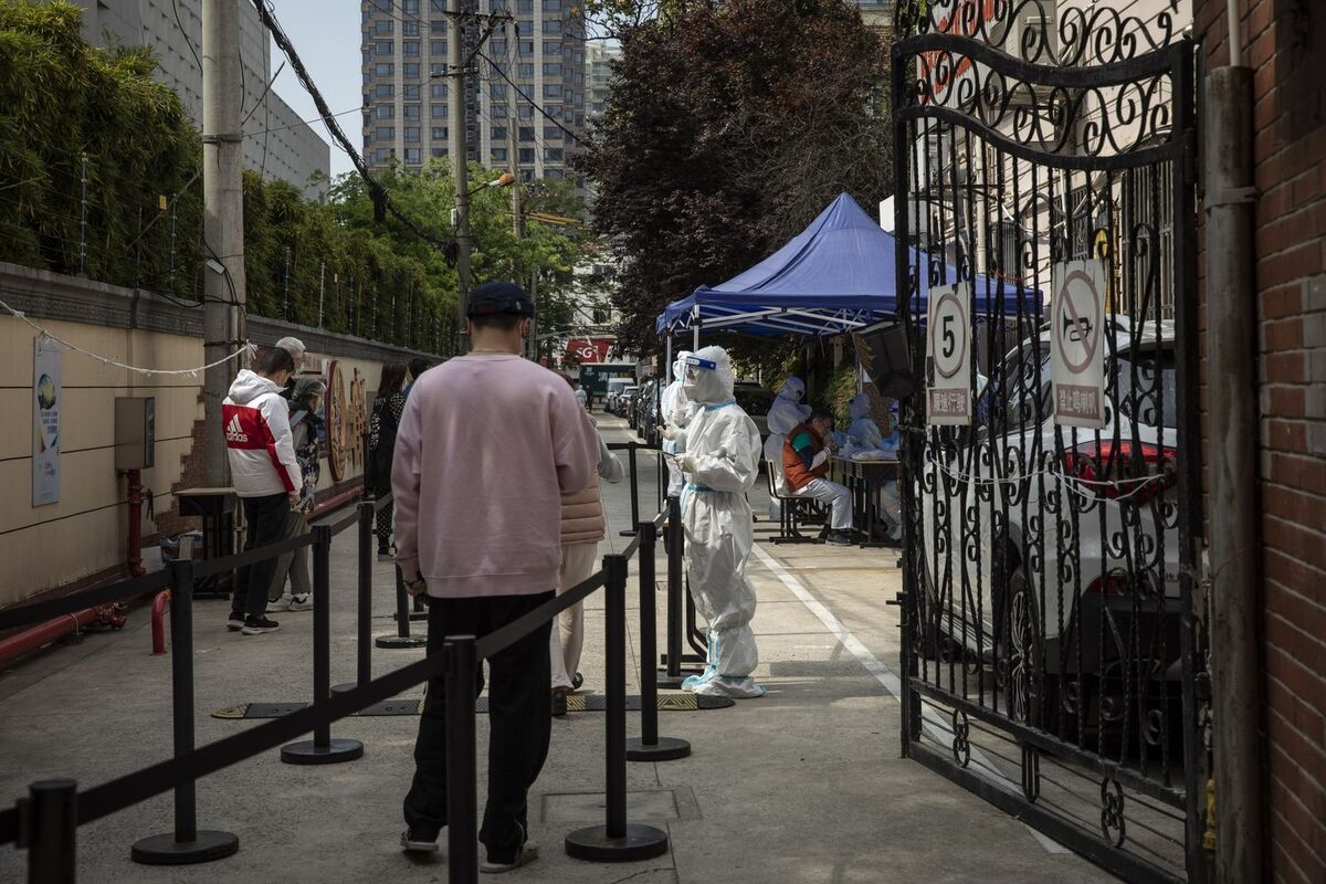 中国のロックダウンによりフォックスコン最大の工場のiPhone生産量は来月30％減少の可能性