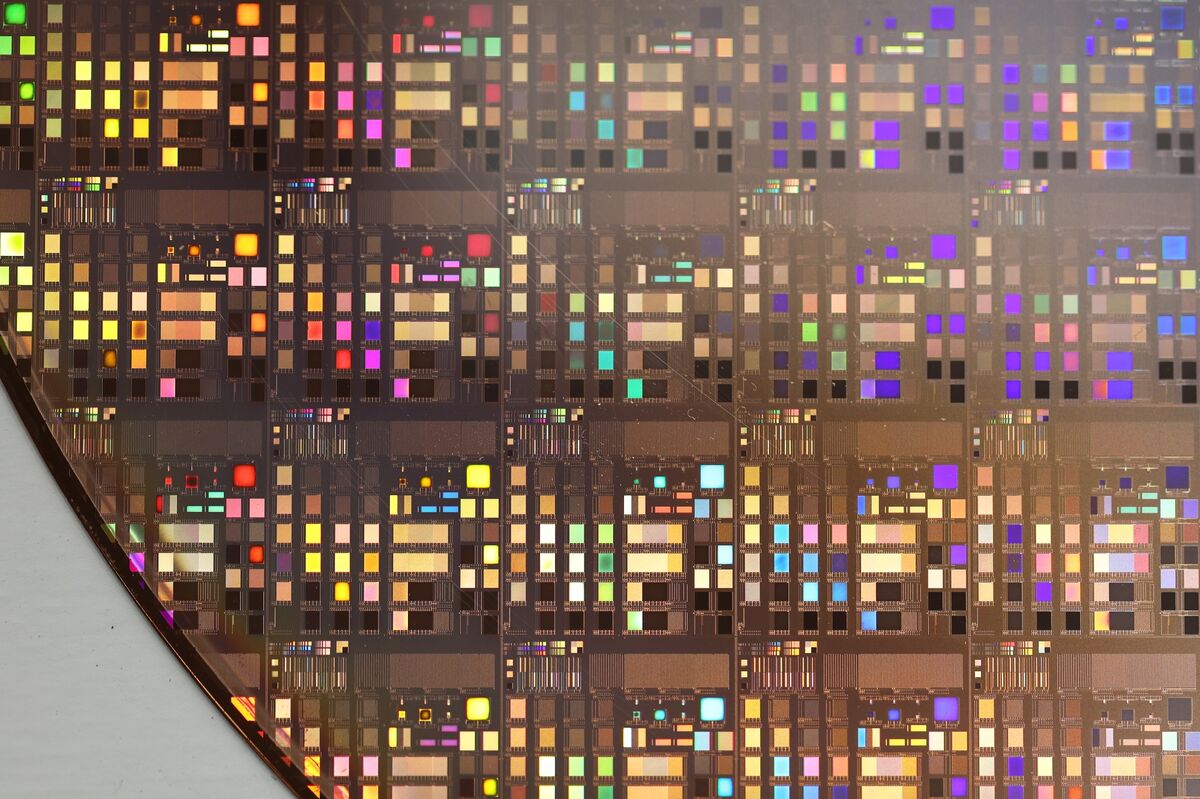 assets.bwbx.io image