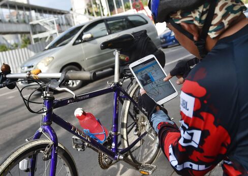 INDONESIA-INTERNET-URBAN-PLANNING