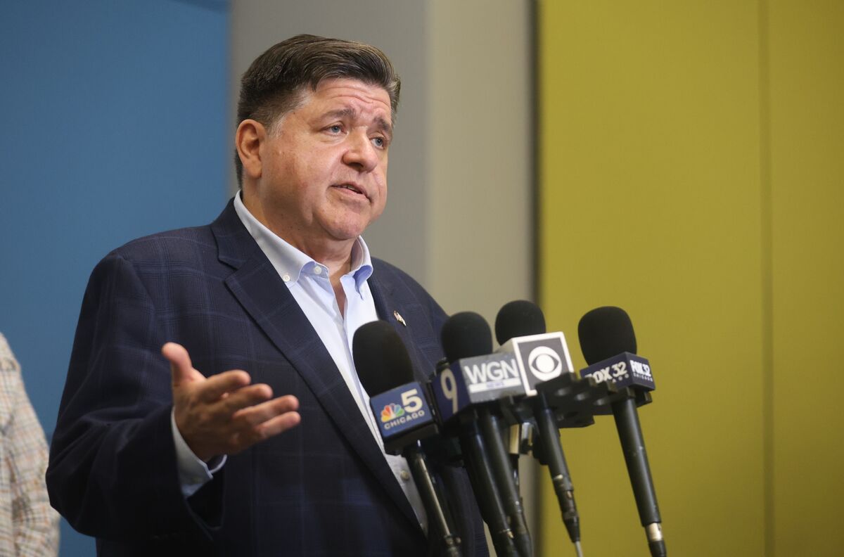 JB Pritzker Slams Chicago Mayor’s Plan for Tax on Big Payrolls