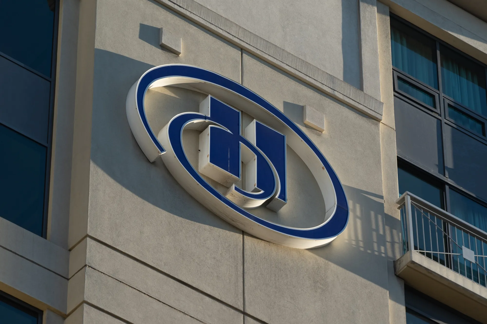 &nbsp; &nbsp; &nbsp;