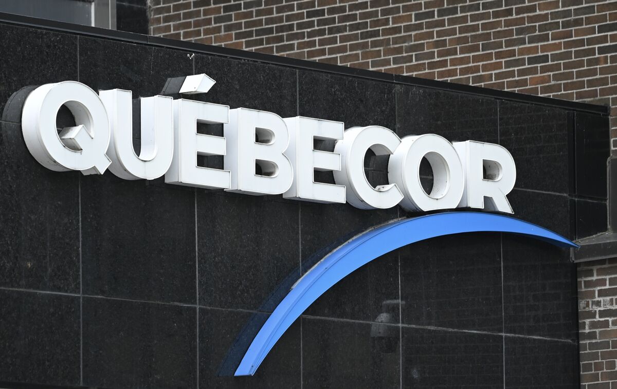 bloomberg.com - Mathieu Dion - Canada's Quebecor Makes Last Push to Thwart Corus Debt Swap