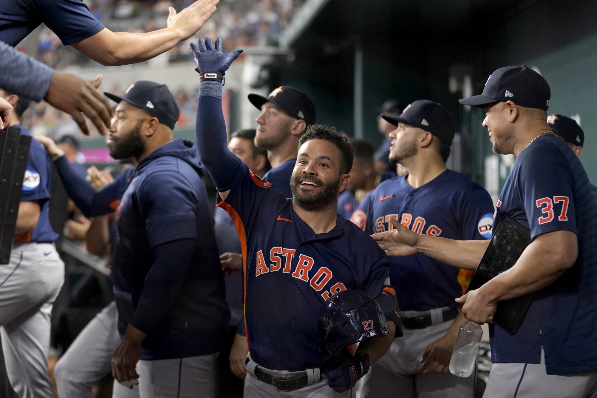 Astros Altuve homers in first 3 at bats against Rangers gets 4