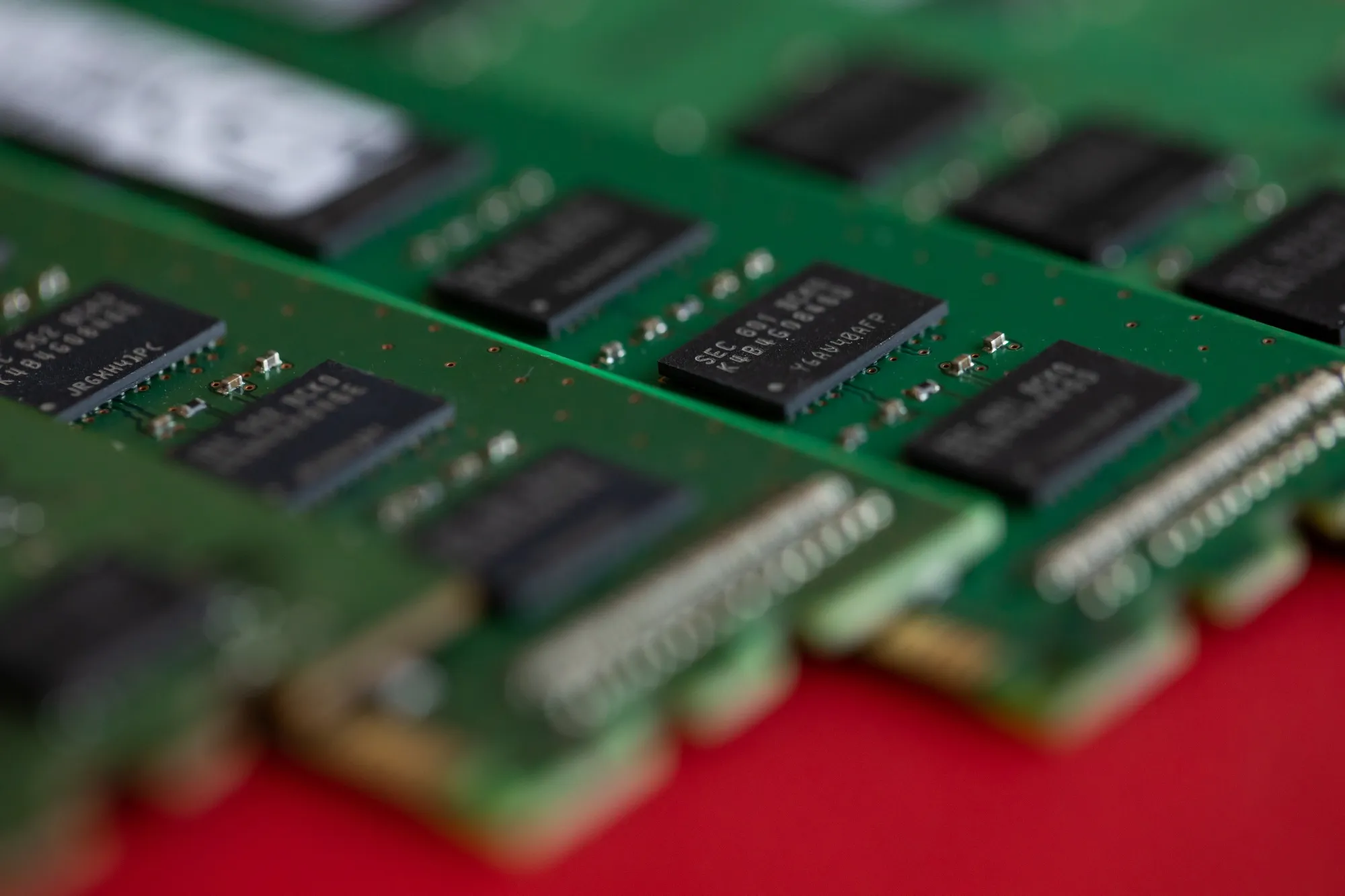 Samsung Electronics Memory Modules As Company's Profit Drops Most in Four Years