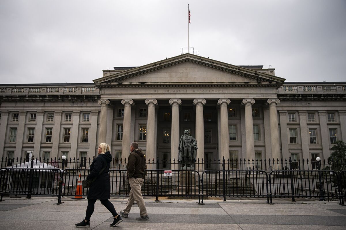 ⚫️ BLOOMBERG: Titoli di Stato in calo dopo il taglio dei tassi d'interesse della Federal Reserve