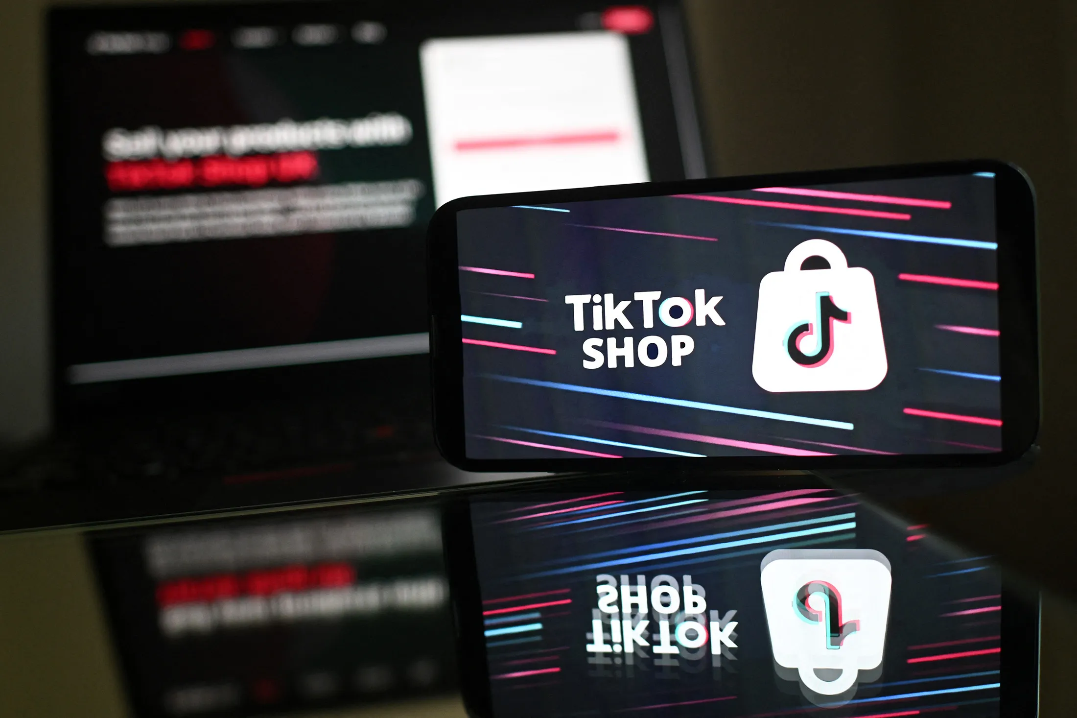BRITAIN-TECHNOLOGY-SOCIAL MEDIA-TIKTOK