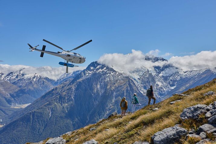 PURSUITS_WEB_Heli Hiking New Zealand