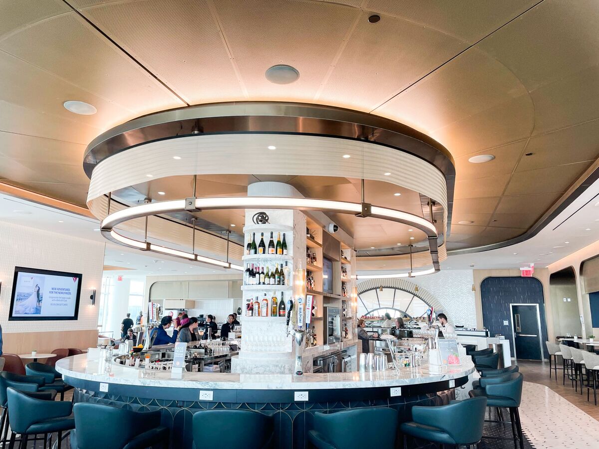 Delta's New JFK SkyClub Is Designed to Avoid Overcrowding: Look Inside