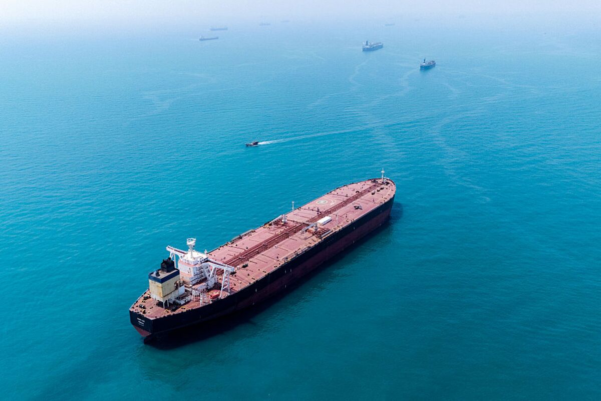 Iraq’s 14 Million Barrels of Sequestered Oil Flow Through Hormuz