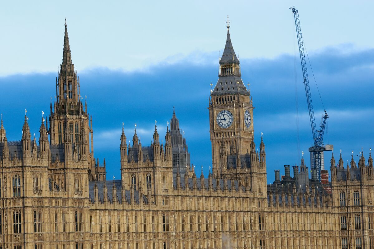 Lords Report Slams UK Treasury for Apathy to Private Credit Risk