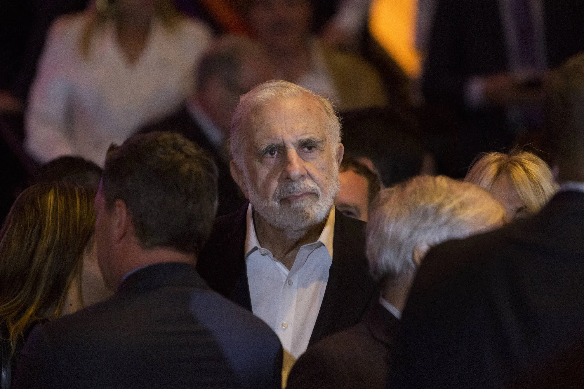 Carl Icahn.