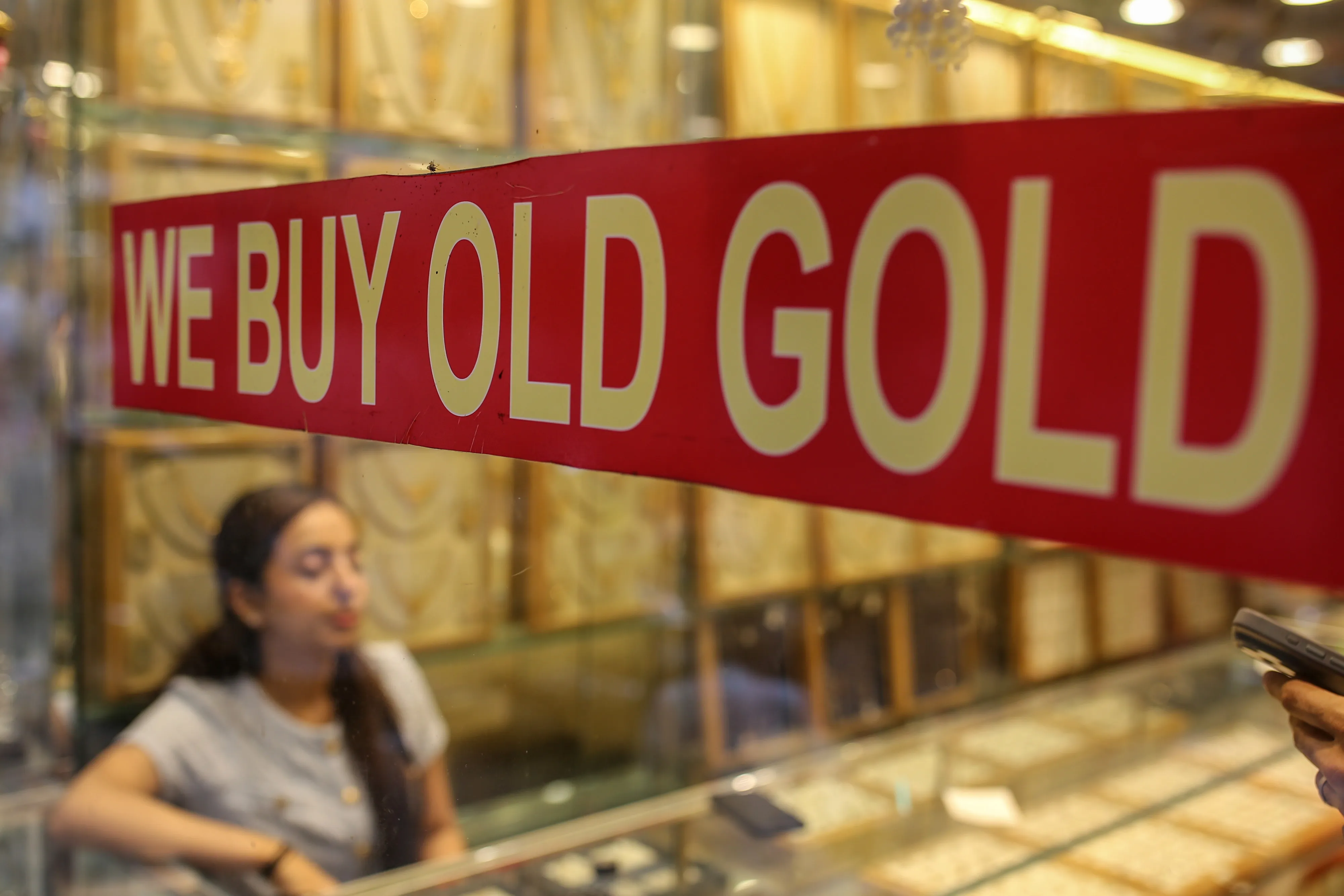 The&nbsp;government is in denial about an economic slump.