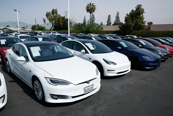 Tesla is burning too much cash.