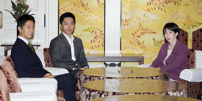 Japan party leaders hold talks in Tokyo