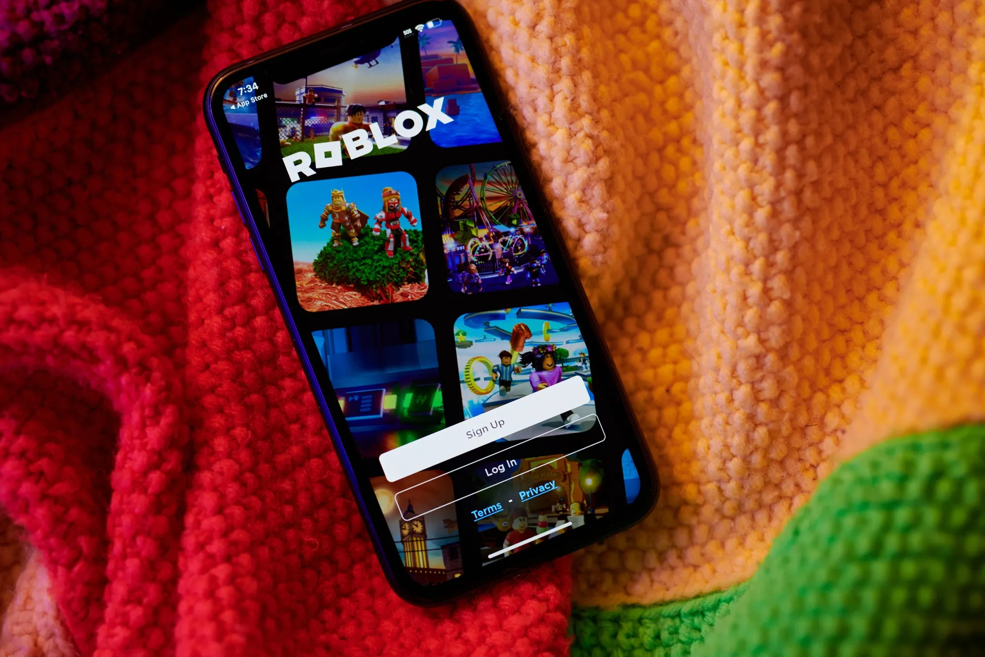The Roblox log-in page on a mobile phone