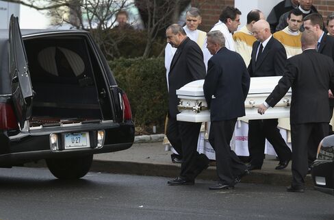 American Shooting Deaths to Surpass Traffic Fatalities by 2015