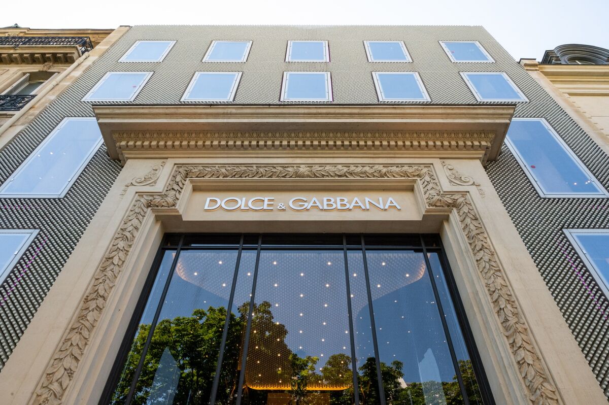 Dolce & Gabbana Gears Up for Lender Talks as Debt Pressure Rises