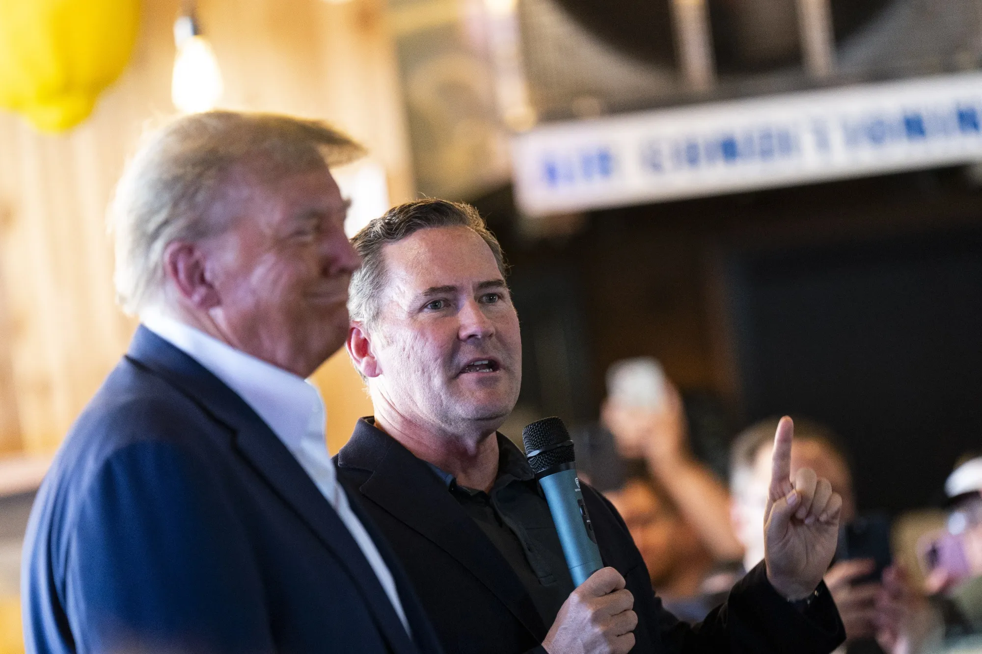 Advising Isolationist Trump Is Taiwan-Sized Challenge for Mike Waltz -  Bloomberg